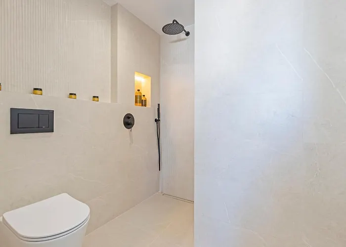 Banus - Beautiful Modern Flat Sea Views * Marbella