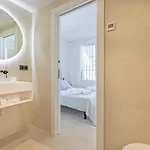 Banus - Beautiful Modern Flat Sea Views Marbella