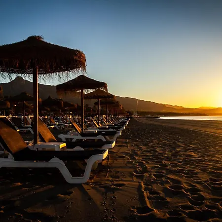 Banus - Beautiful Modern Flat Sea Views *