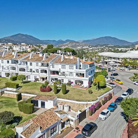 Banus - Beautiful Modern Flat Sea Views Apartment Marbella