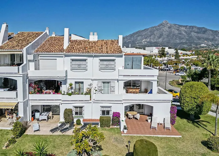 Lejlighed Banus - Beautiful Modern Flat Sea Views *