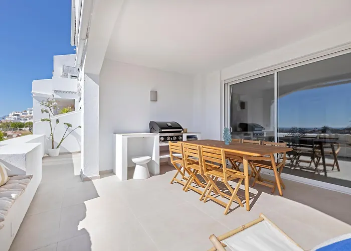 Lejlighed Banus - Beautiful Modern Flat Sea Views *