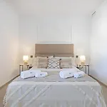 Apartament Banus - Beautiful Modern Flat Sea Views