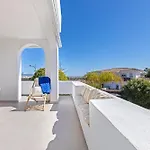 Banus - Beautiful Modern Flat Sea Views Apartament *