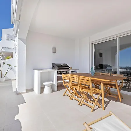 公寓 Banus - Beautiful Modern Flat Sea Views *